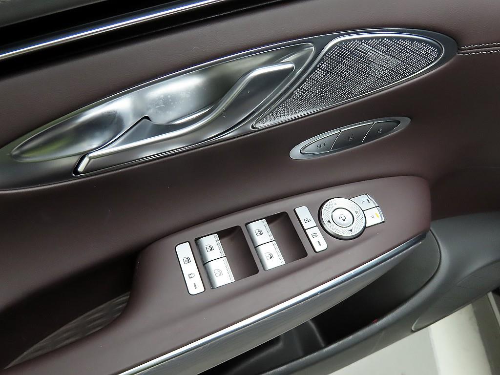 제네시스 GV70 2.5T AWD 기본형 - 이미지 14