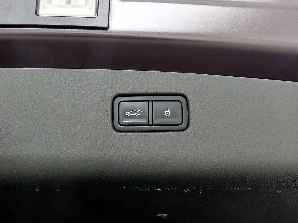 제네시스 GV70 2.5T AWD 기본형 - 이미지 11