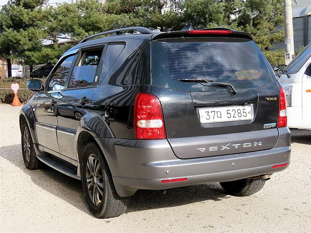 KG모빌리티(쌍용) 슈퍼 렉스턴 4WD RX4 브라운 에디션 - 이미지 2