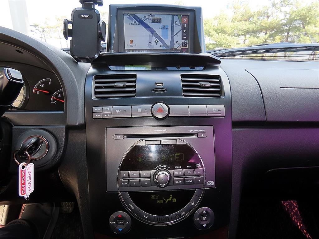 KG모빌리티(쌍용) 슈퍼 렉스턴 4WD RX4 브라운 에디션 - 이미지 4