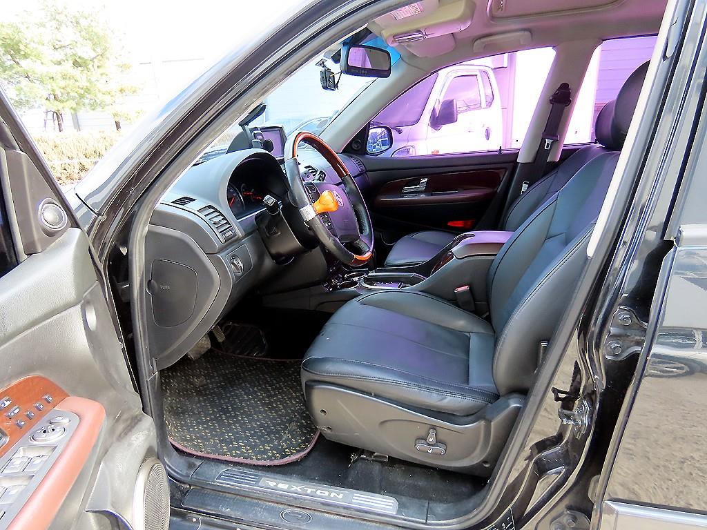 KG모빌리티(쌍용) 슈퍼 렉스턴 4WD RX4 브라운 에디션 - 이미지 3