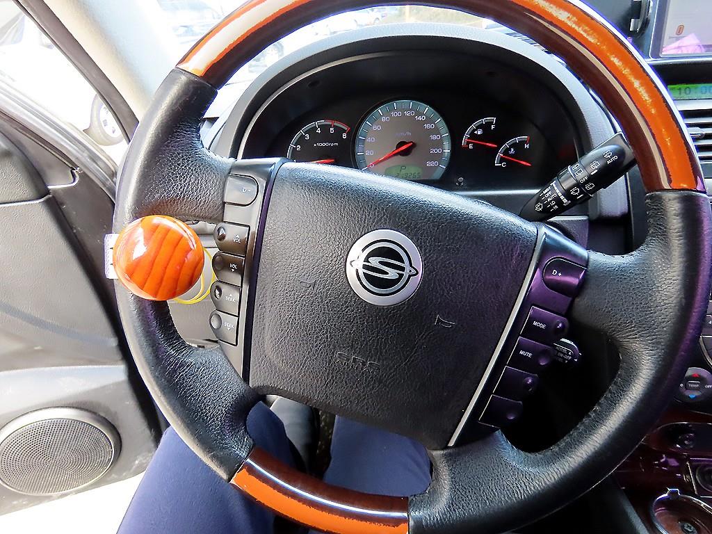 KG모빌리티(쌍용) 슈퍼 렉스턴 4WD RX4 브라운 에디션 - 이미지 8