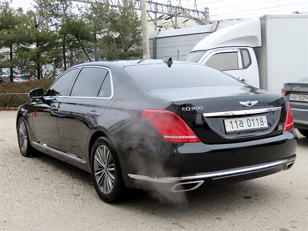 제네시스 EQ900 3.8 GDi AWD 프리미엄 럭셔리 - 이미지 5