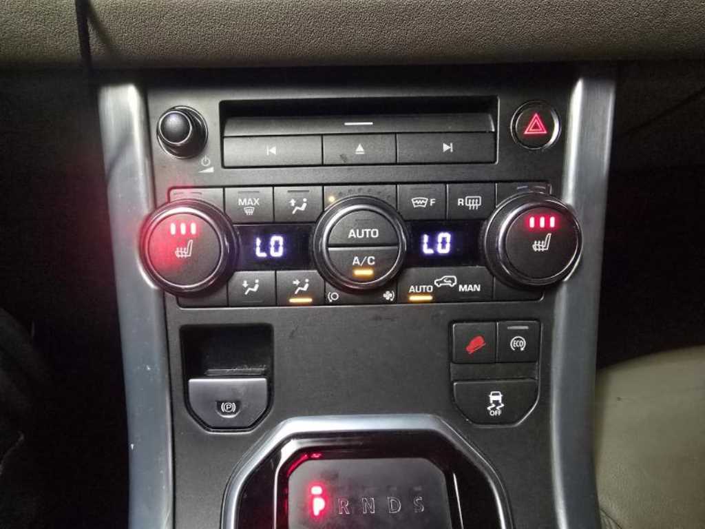 랜드로버 레인지로버 이보크 2.2 SD4 퓨어 - 이미지 10