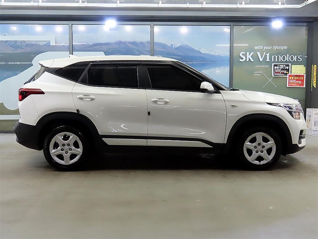 기아 셀토스 1.6 가솔린 2WD 트렌디 - 이미지 17