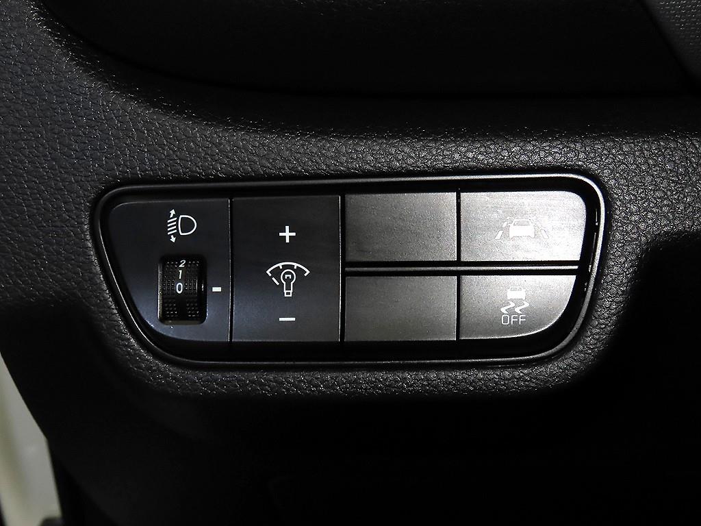 기아 셀토스 1.6 가솔린 2WD 트렌디 - 이미지 19