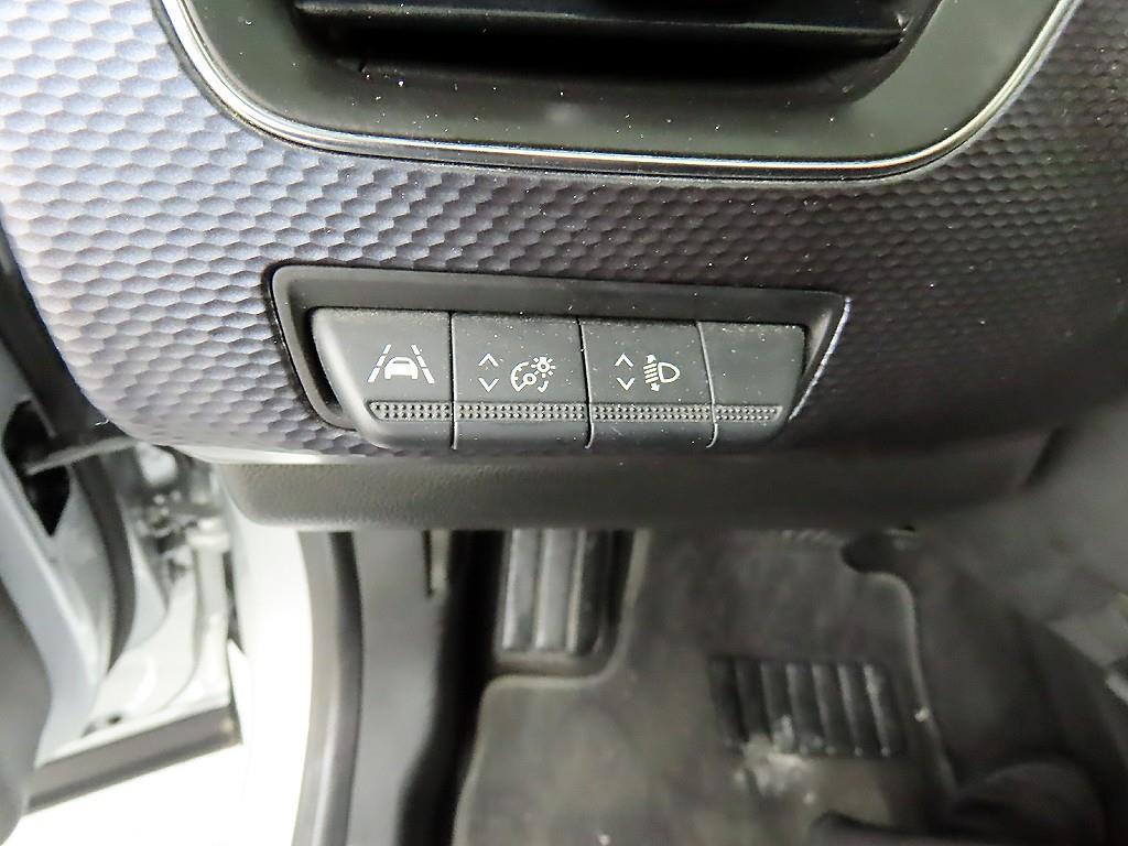 르노 (삼성) XM3 1.6 GTe LE 플러스 - 이미지 16