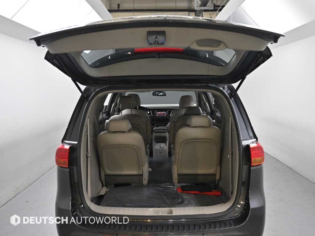 기아 올 뉴카니발 9인승 디젤 프레스티지 - 이미지 10