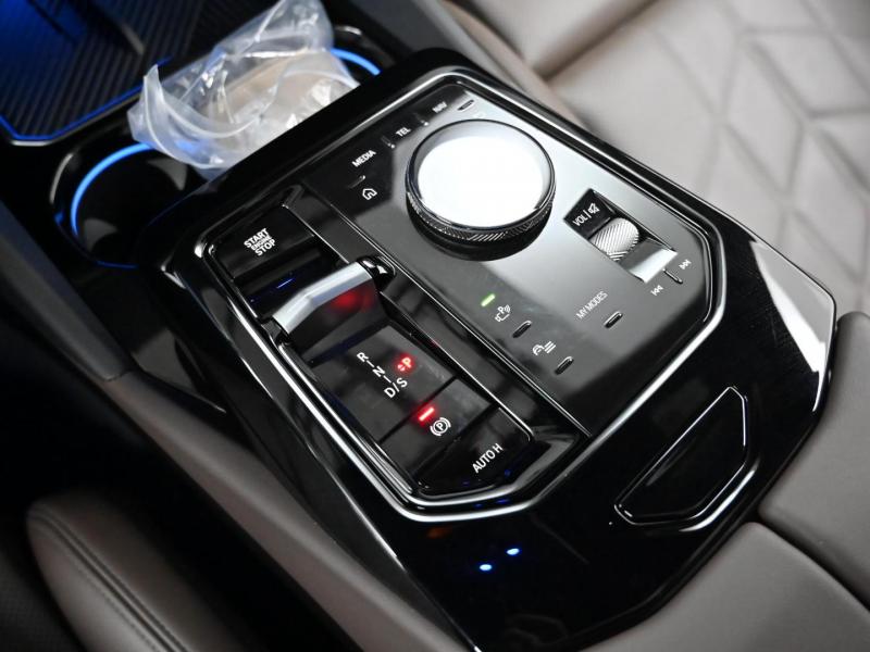 BMW 5시리즈(8세대) 523d M 스포츠 리미티드 에디션 - 이미지 4