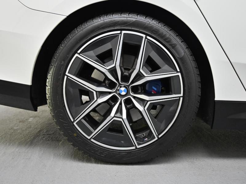 BMW 5시리즈(8세대) 523d M 스포츠 리미티드 에디션 - 이미지 15