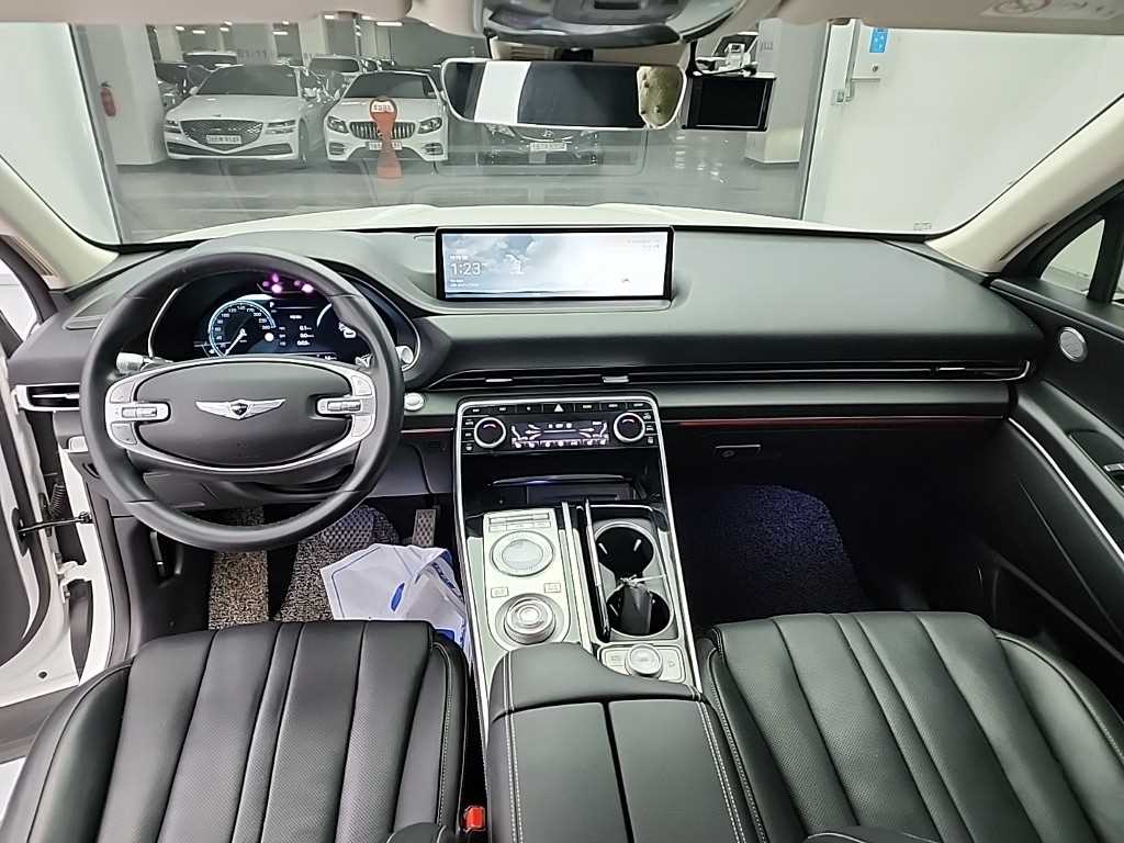 제네시스 GV80 2.5 가솔린 AWD 기본형 - 이미지 8