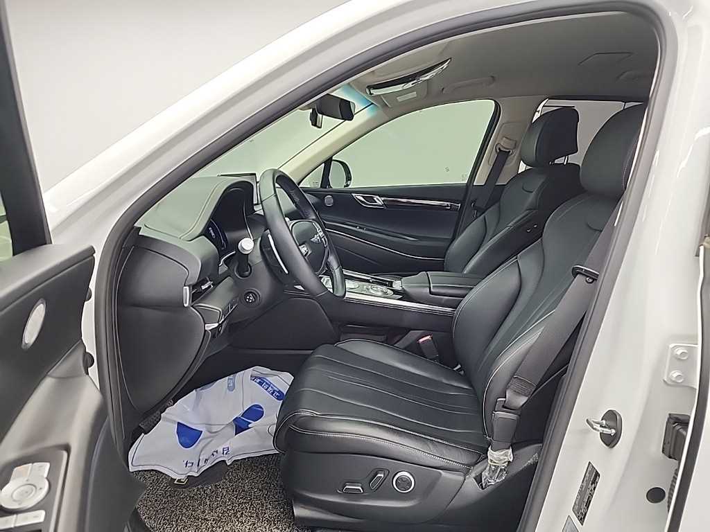 제네시스 GV80 2.5 가솔린 AWD 기본형 - 이미지 10