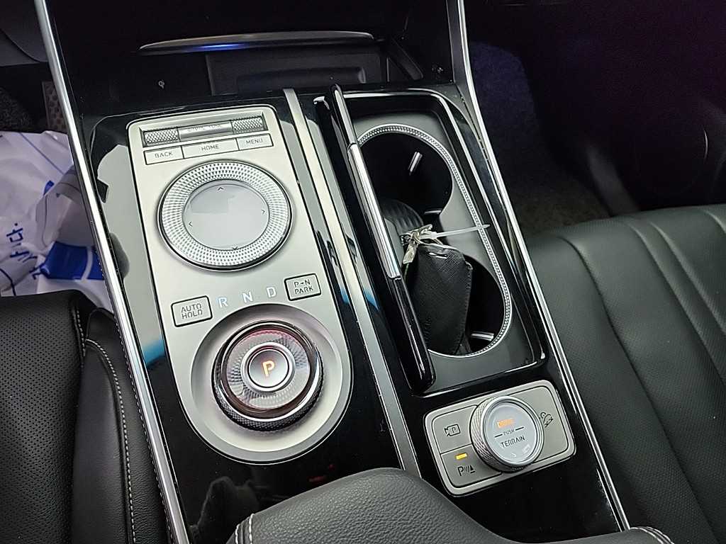 제네시스 GV80 2.5 가솔린 AWD 기본형 - 이미지 16