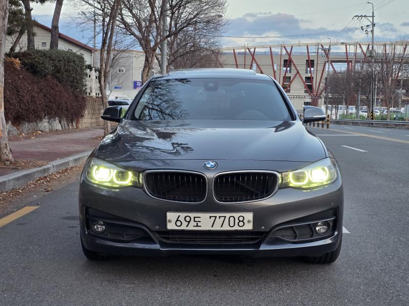 BMW 그란투리스모(GT) 3시리즈 GT 320d xDrive - 이미지 14