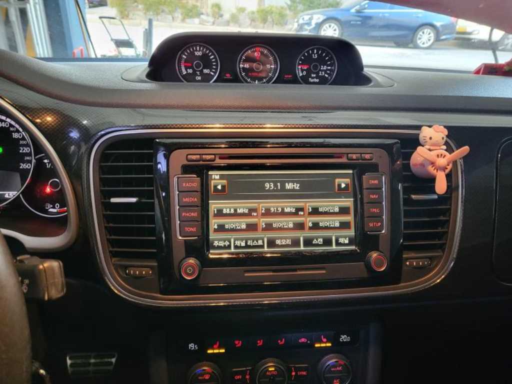 폭스바겐 더 비틀 2.0 TDI - 이미지 6