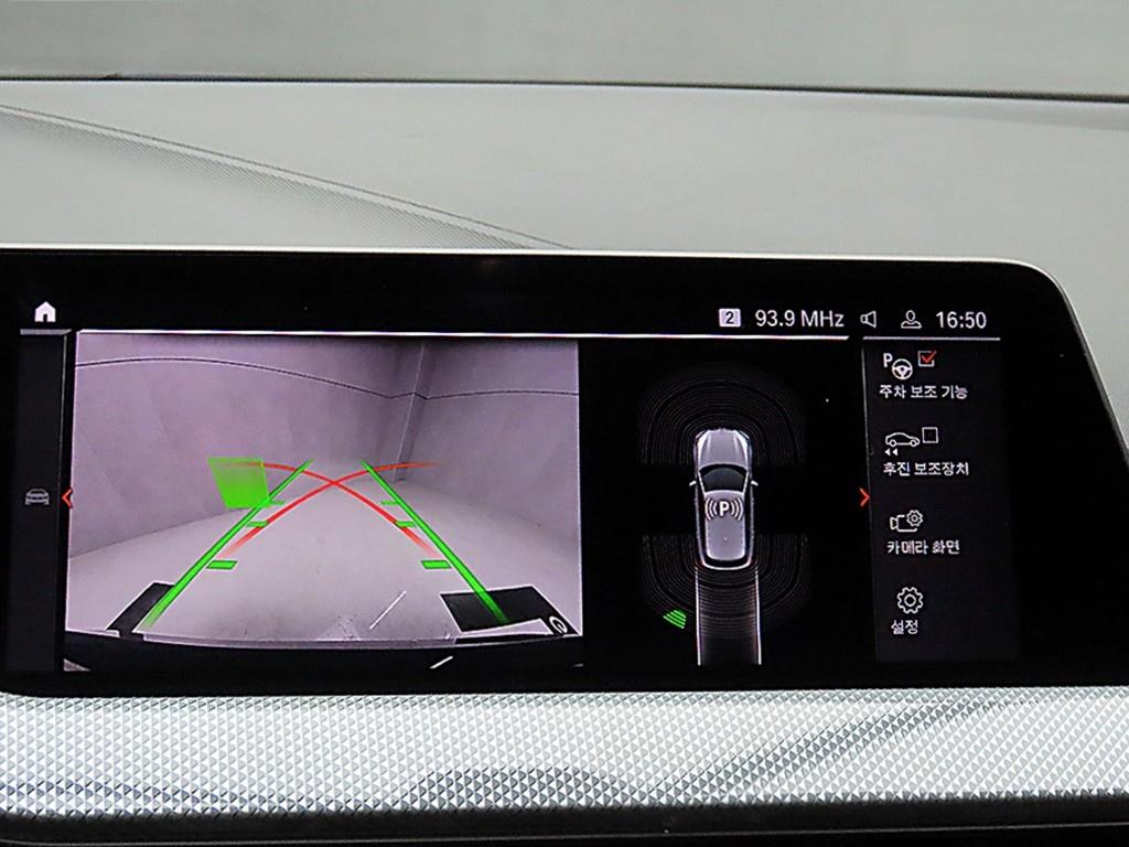 BMW 1시리즈(3세대) 120i 어드밴티지 - 이미지 19