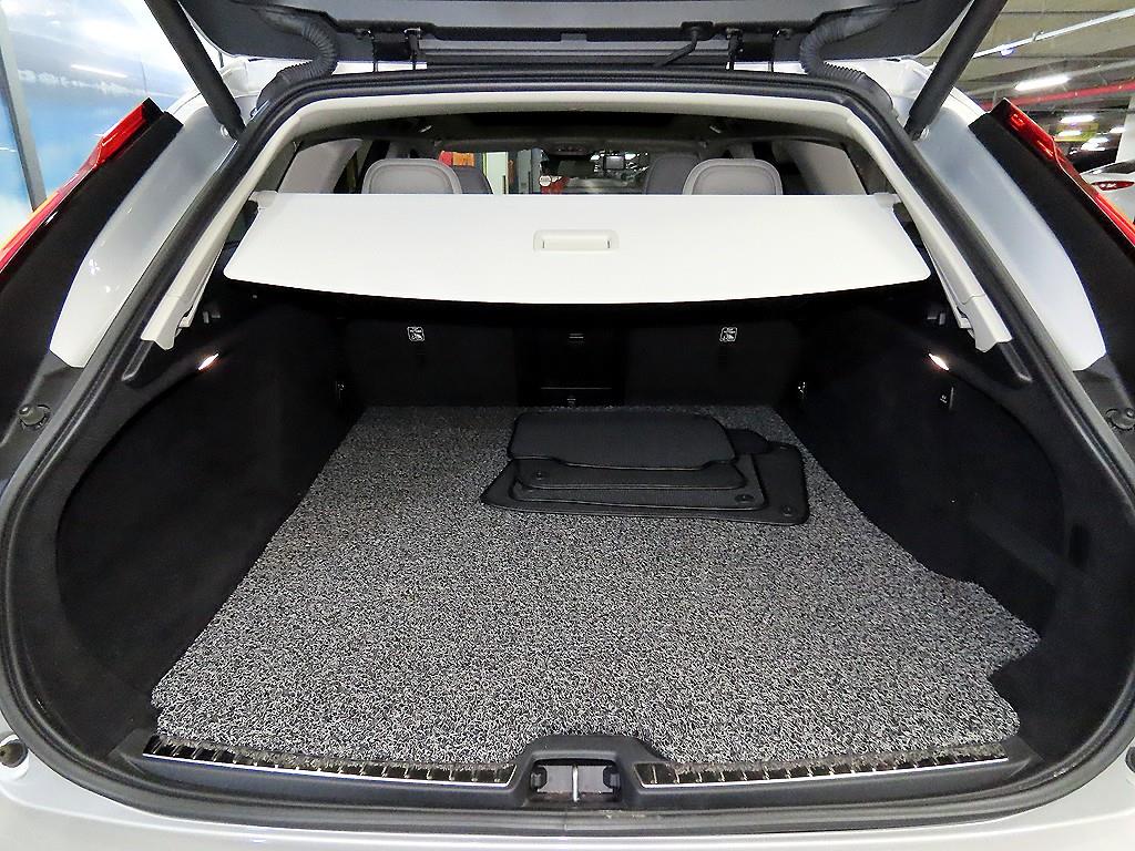 볼보 V90 크로스컨트리 2.0 B6 AWD 얼티메이트 - 이미지 19