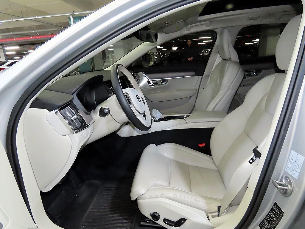 볼보 V90 크로스컨트리 2.0 B6 AWD 얼티메이트 - 이미지 13