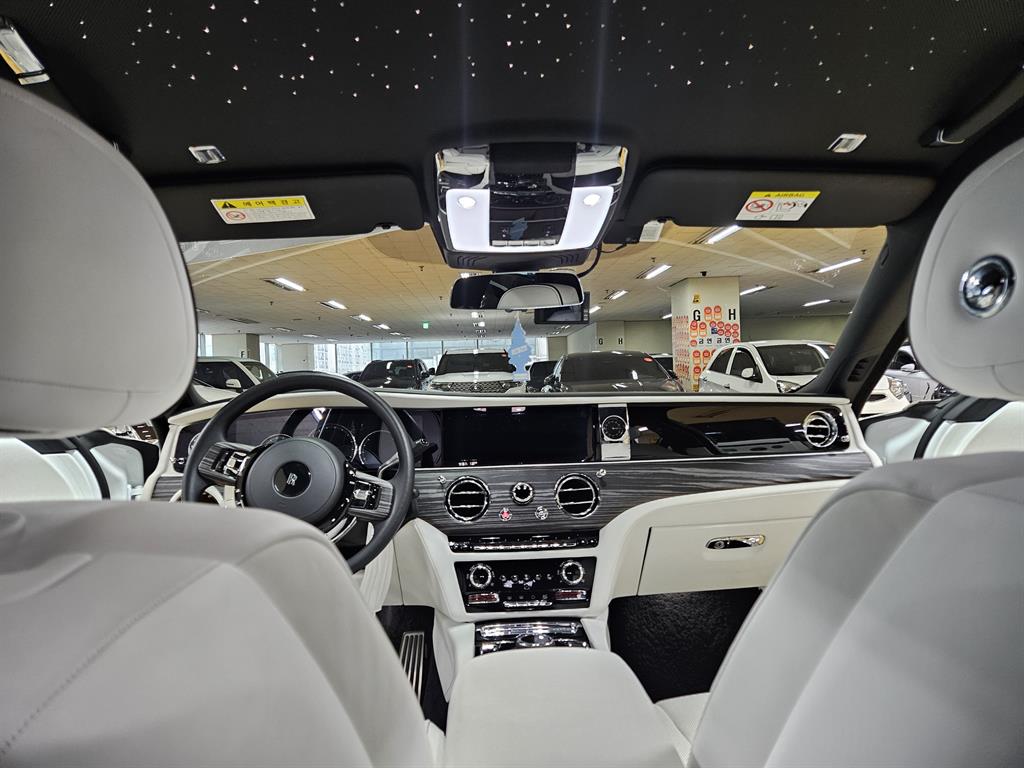 롤스로이스 고스트(2세대) 6.75 V12 - 이미지 6