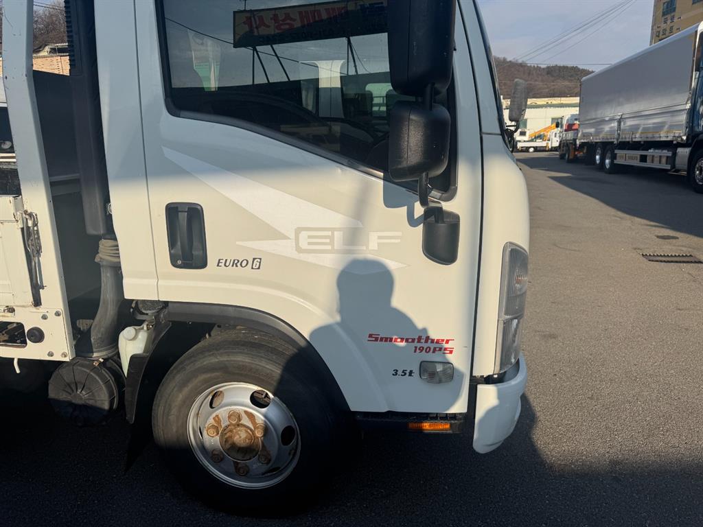 이스즈 엘프 - 이미지 2