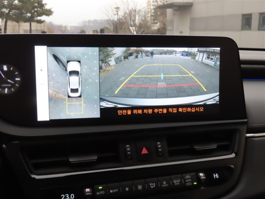 렉서스 ES(7세대) 300h - 이미지 9