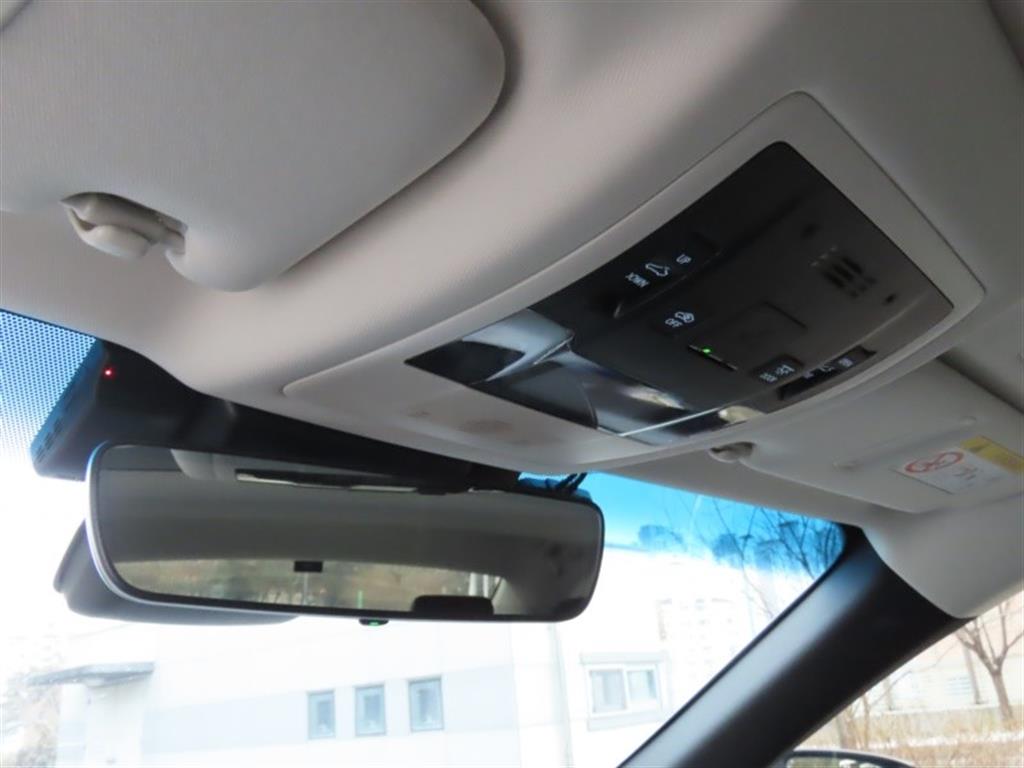 렉서스 ES(7세대) 300h - 이미지 7