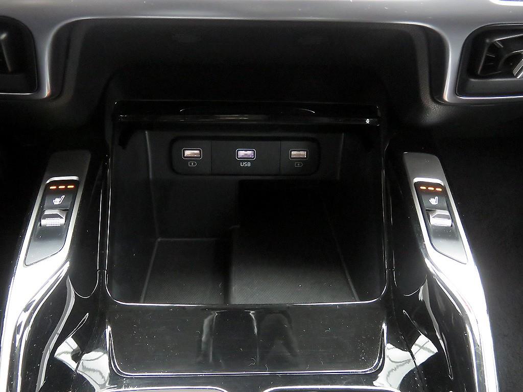 기아 신형쏘렌토(MQ4) 2.2 디젤 2WD 트렌디 - 이미지 14