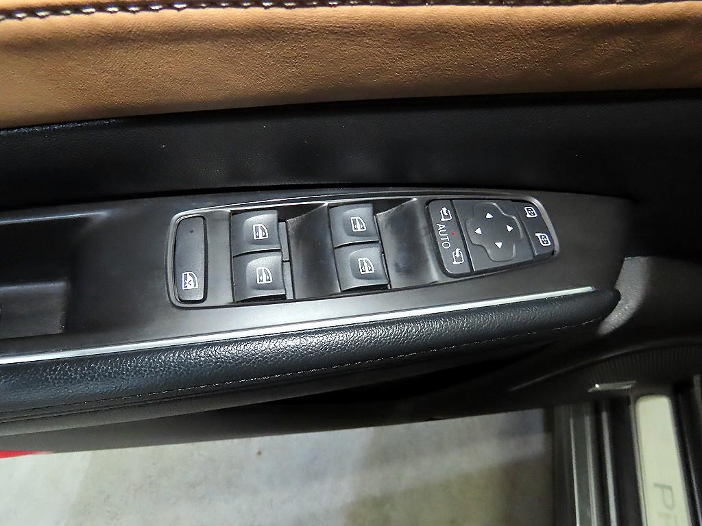 르노 (삼성) 더 뉴SM6 TCe 260 프리미에르 - 이미지 4