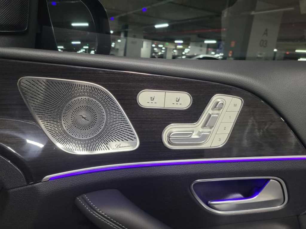 벤츠 GLE클래스(4세대) GLE 400d 4매틱 쿠페 - 이미지 9