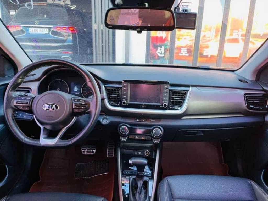 기아 스토닉 U2 1.6 디젤 프레스티지 - 이미지 4