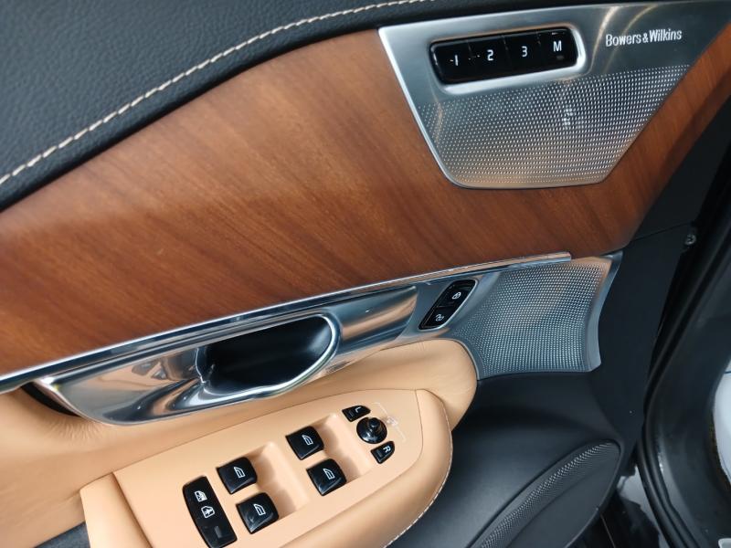 볼보 XC90(2세대) D5 AWD 인스크립션 - 이미지 18