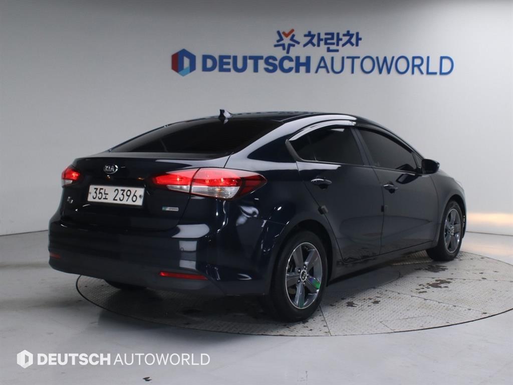 기아 더 뉴K3 1.6 디젤 트렌디 - 이미지 20