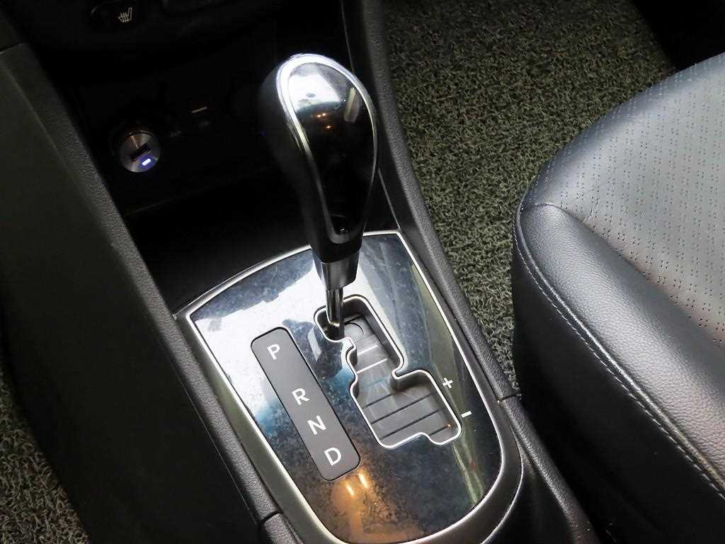 현대 엑센트 신형 1.4 VVT 모던 - 이미지 3