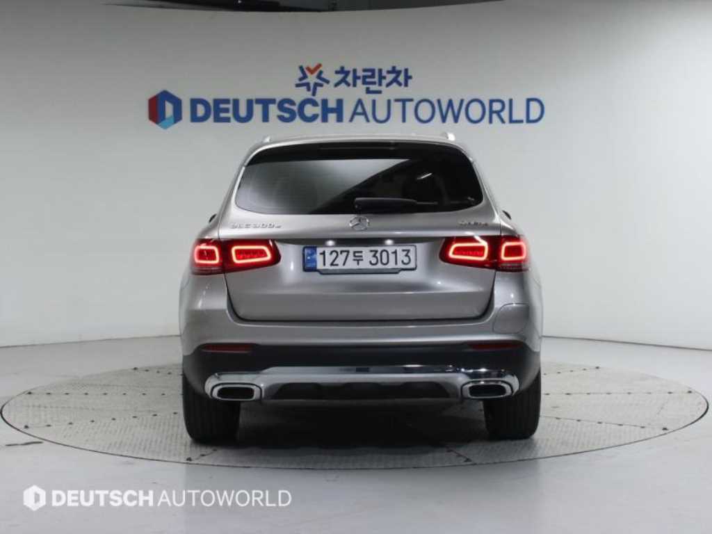 벤츠 GLC클래스 GLC 300e 4매틱 - 이미지 6