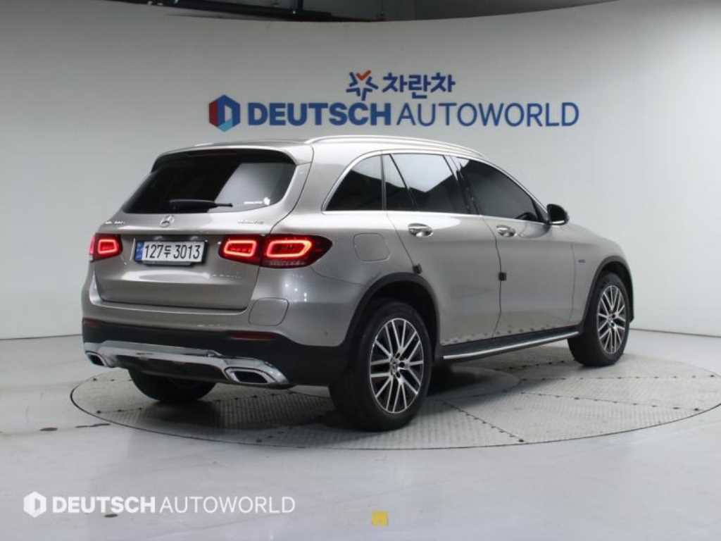 벤츠 GLC클래스 GLC 300e 4매틱 - 이미지 2