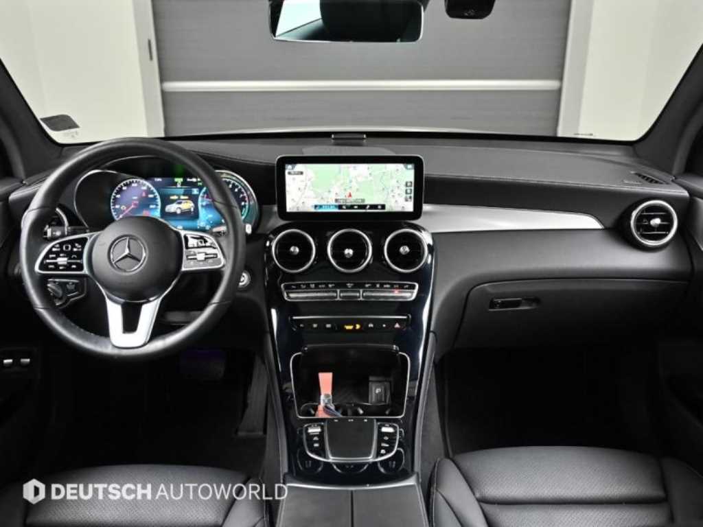벤츠 GLC클래스 GLC 300e 4매틱 - 이미지 19