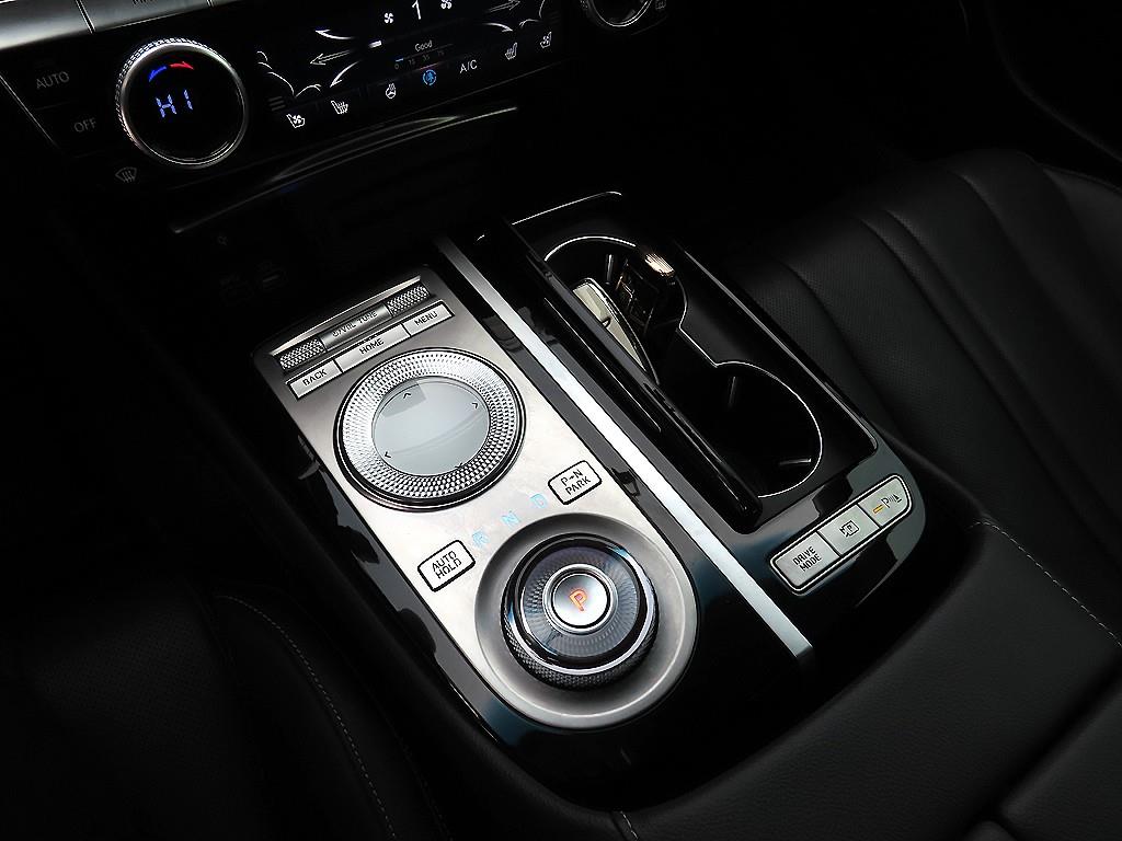 제네시스 더 올뉴G80 가솔린 2.5 AWD 기본형 - 이미지 13