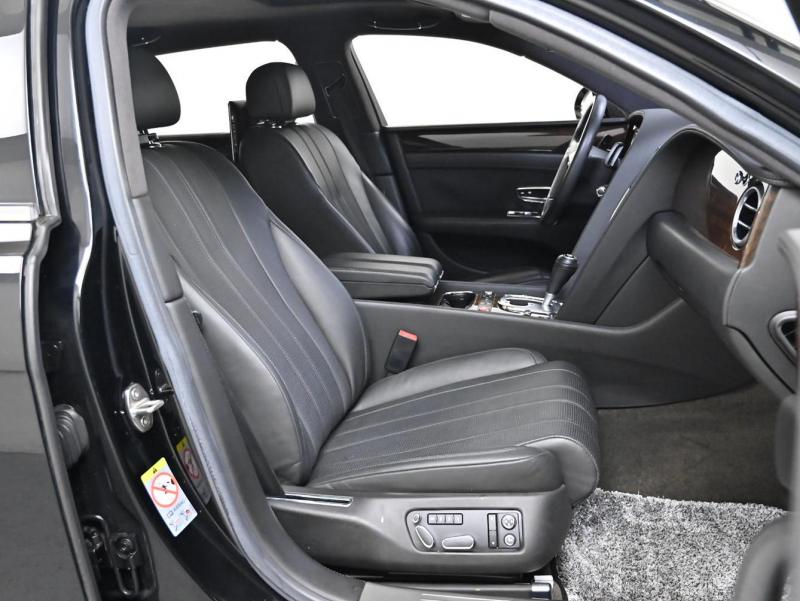 벤틀리 뉴플라잉스퍼 4.0 V8 - 이미지 5