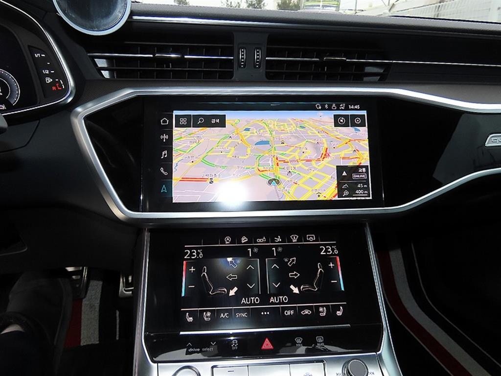 아우디 A7(2세대) 55 TFSI 콰트로 프리미엄 - 이미지 12