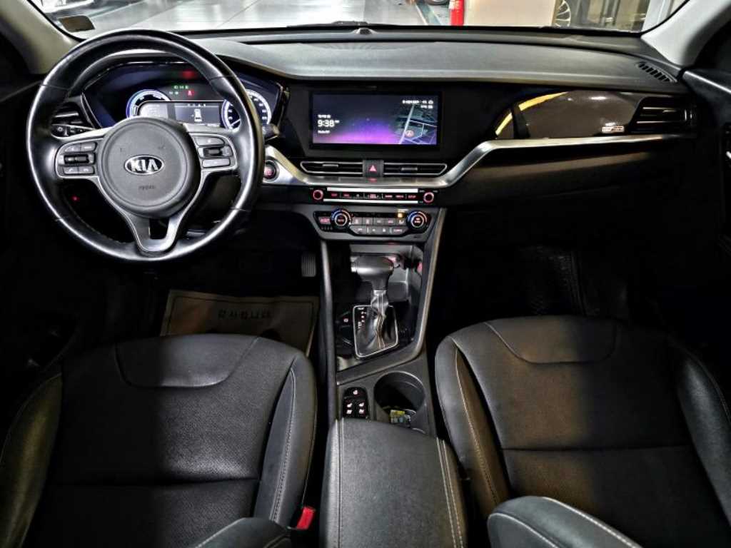 기아 더 뉴니로 1.6 GDI HEV 프레스티지 - 이미지 2