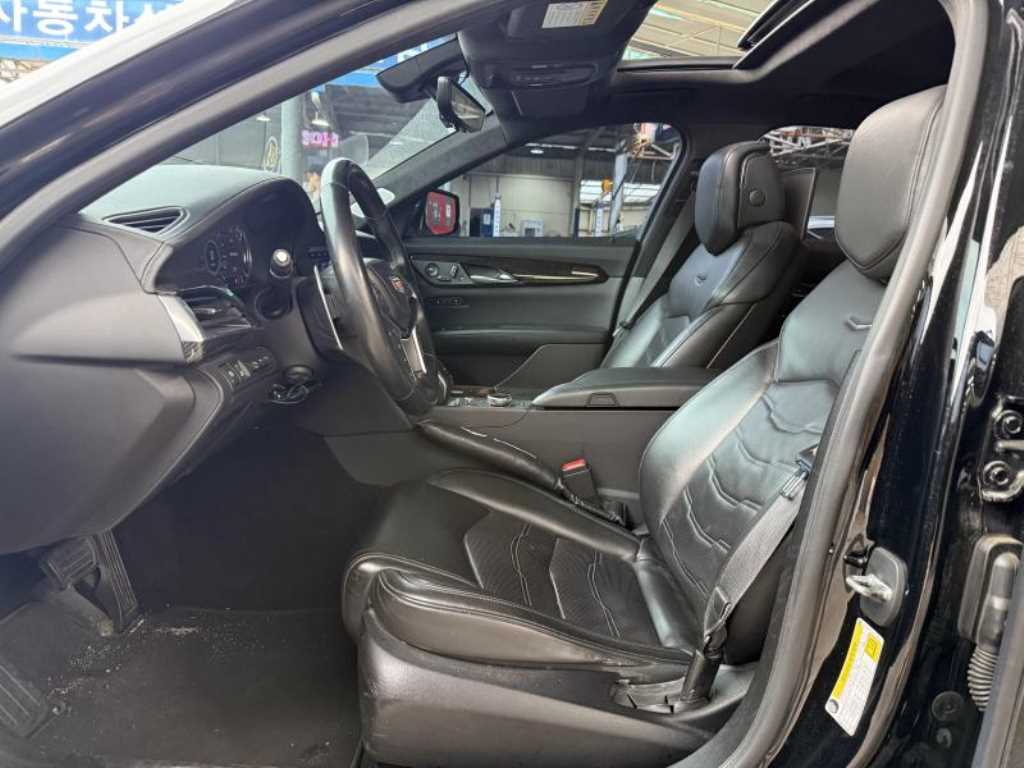 캐딜락 CT6 3.6 AWD 플래티넘 - 이미지 11