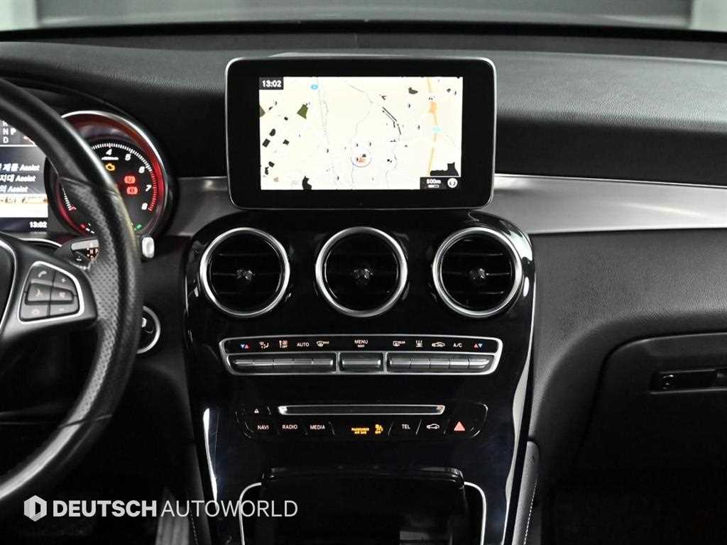 벤츠 GLC클래스 GLC 350e 4매틱 프리미엄 - 이미지 13