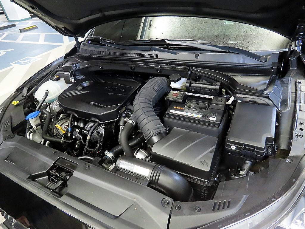 현대 벨로스터(JS) 1.6 터보 스포츠 코어 - 이미지 16