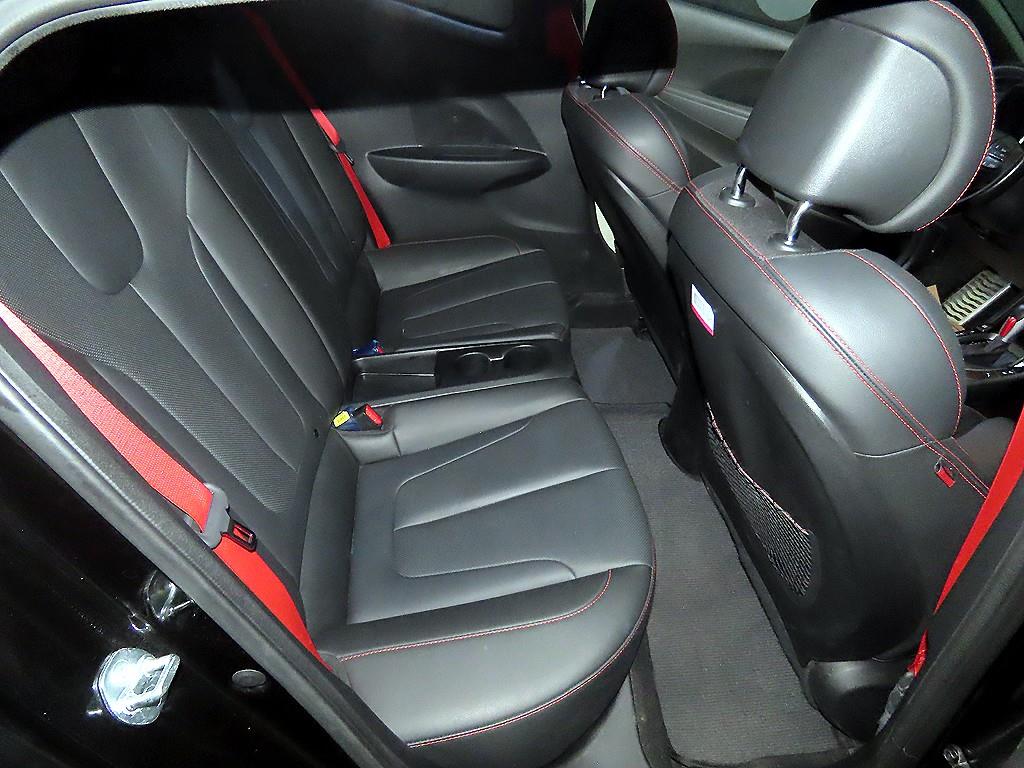 현대 벨로스터(JS) 1.6 터보 스포츠 코어 - 이미지 11