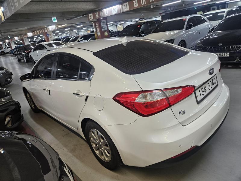 기아 K3 1.6 GDI 럭셔리 - 이미지 12