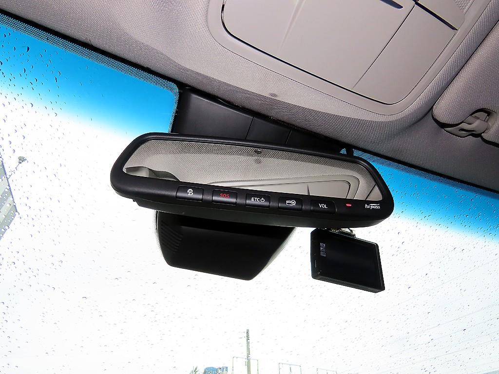 현대 싼타페(TM) R2.0 2WD 익스클루시브 스페셜 - 이미지 4