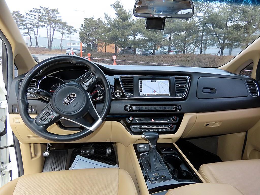 기아 올 뉴카니발 9인승 디젤 프레스티지