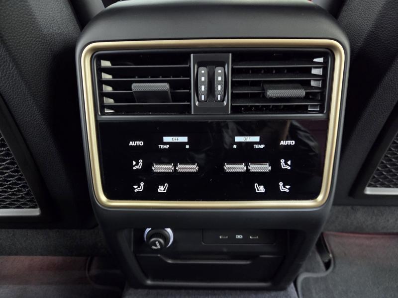 포르쉐 카이엔(3세대) 3.0 V6 쿠페 - 이미지 20