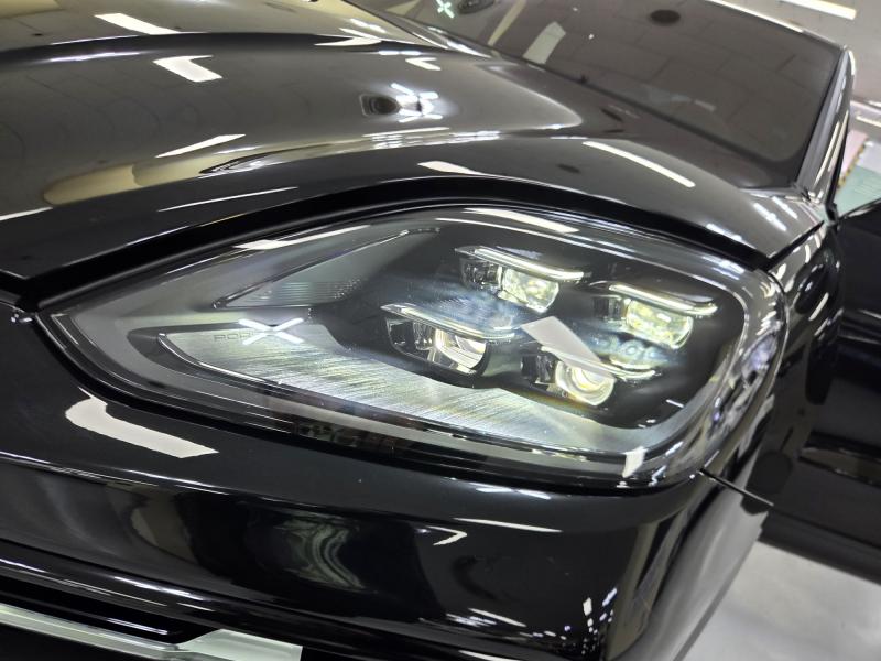 포르쉐 카이엔(3세대) 3.0 V6 쿠페 - 이미지 14