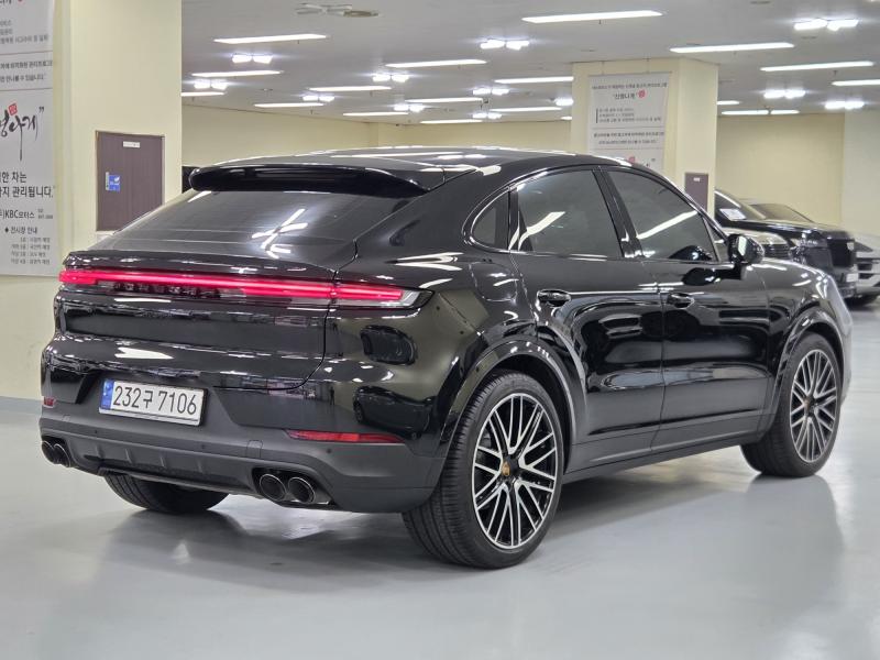 포르쉐 카이엔(3세대) 3.0 V6 쿠페 - 이미지 4